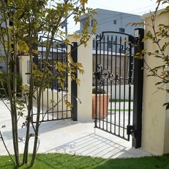 img-gallery-kusanagi03